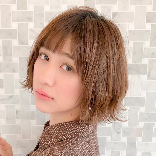 【ショート×可愛いヘアスタイル１】春カラーで柔らか女子に