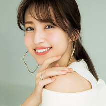 大人顔イエベ肌に◎！ アンプリチュードのブルーアイシャドウで爽やかメイク