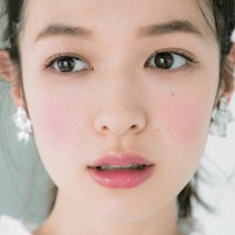 化粧でかわいくなるメイクレッスン♪初心者、化粧下手、いつもメイクが濃い・・・でも大丈夫！あなたに似合うトレンドメイク