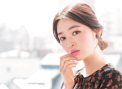 顔の悩みやシーンに合わせた簡単ヘアメイク術をマスター！