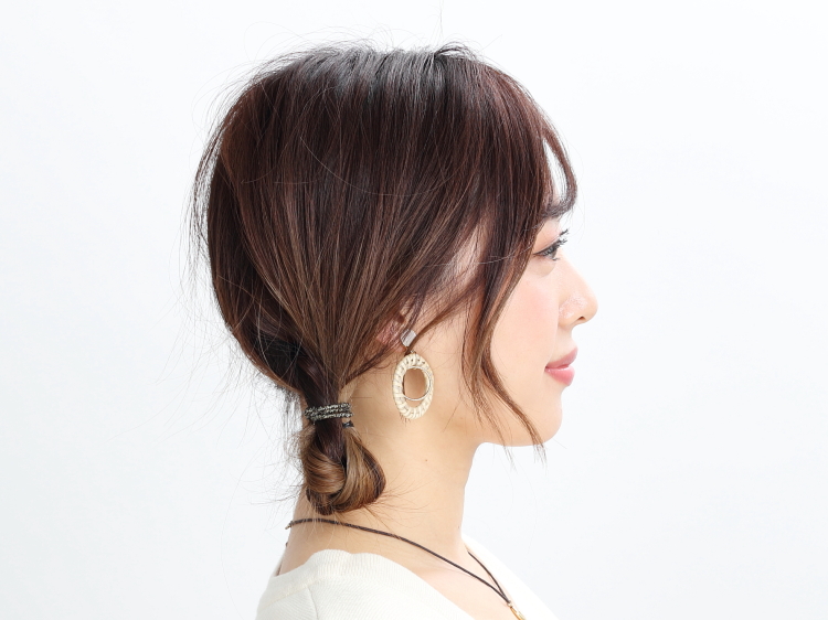 おしゃれ三つ編みヘアアレンジ 簡単にできるやり方 アレンジ法をご紹介 美的 Com