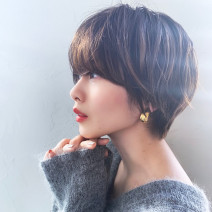 髪型の流行りは？丸顔に似合うボブやショートのヘアスタイルまとめ