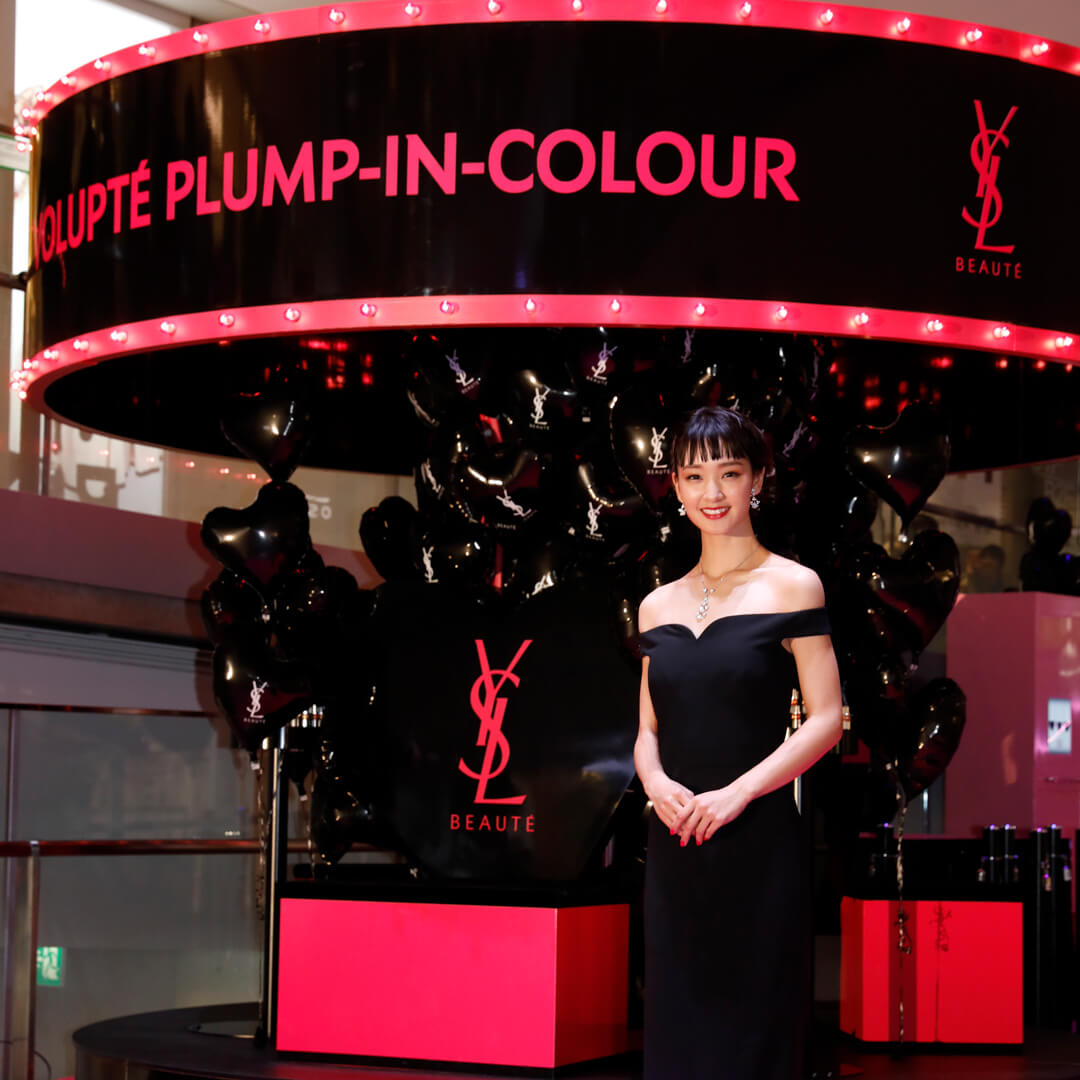 剛力彩芽さん「モデルになろうと思ったのは7歳の時に行った遊園地」｜イヴ・サンローラン・ボーテ スペシャルイベント オープニングセレモニー速報