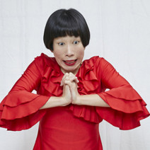 芸人・牧野ステテコさんと一緒にいつでもどこでも簡単骨トレーニング！