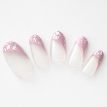 【365日ネイル】斜めピンクフレンチ×シルバーペイントで散りゆく桜をイメージ