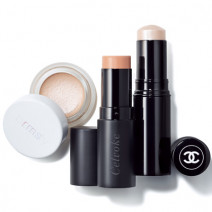 シャネル、セルヴォーク、rms beauty…目元のハイライトで簡単立体メイクに♪｜イエベ肌のベースメイク