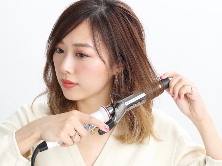 簡単にできる髪型｜ボブ・セミロング別本当に簡単にできるヘアアレンジ、くるりんぱ、学生におすすめアレンジなど！