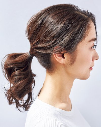 ポニーテールのコツとは ただのひとつ結びにならないためのポニーアレンジのポイント 美的 Com