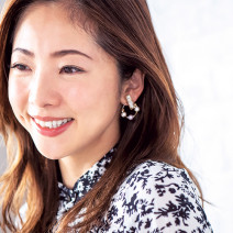 メイク直しで昼と夜の印象をチェンジ！ 美容ディレクターの簡単メイク直し術