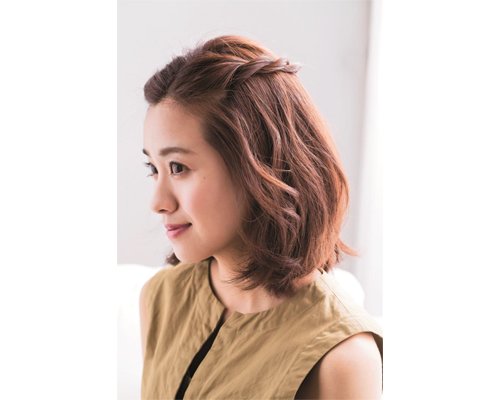 結婚式など華やかシーンのダウンスタイル セルフで簡単 ボブやミディアムも最適なヘアアレンジをご紹介 美的 Com