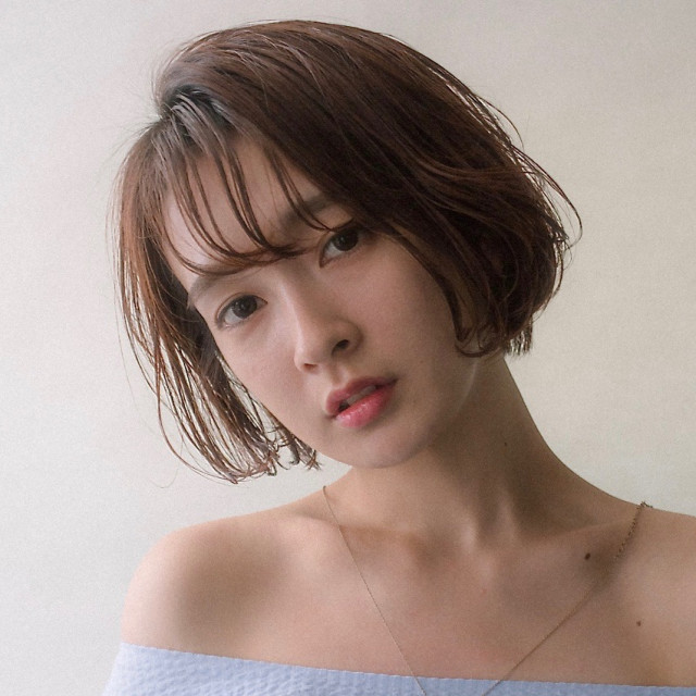 おかっぱボブ で大人かわいく おすすめヘアスタイル アレンジテクニック 美的 Com