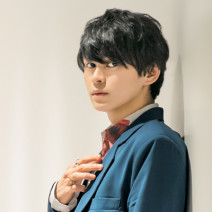 眞栄田郷敦さんインタビュー｜映画『小さな恋のうた』出演の超新星イケメンの素顔に迫る