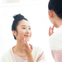 お悩み消滅させます！「大人ニキビの治し方」を皮膚科医＆美容のプロに聞きました