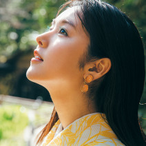 女優・唐田えりかさんがSHISEIDOのカラーマスカラで大人っぽ夏メイクにトライ♪