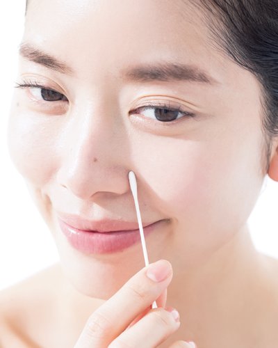 鼻ニキビの原因｜鼻・鼻下にできる痛いニキビの原因と、赤み・かゆみニキビの治し方