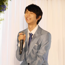 【詳報！】羽生結弦選手が、すっぴん美肌＆美くびれの秘密を語る！【コーセー 雪肌精 トークショー】