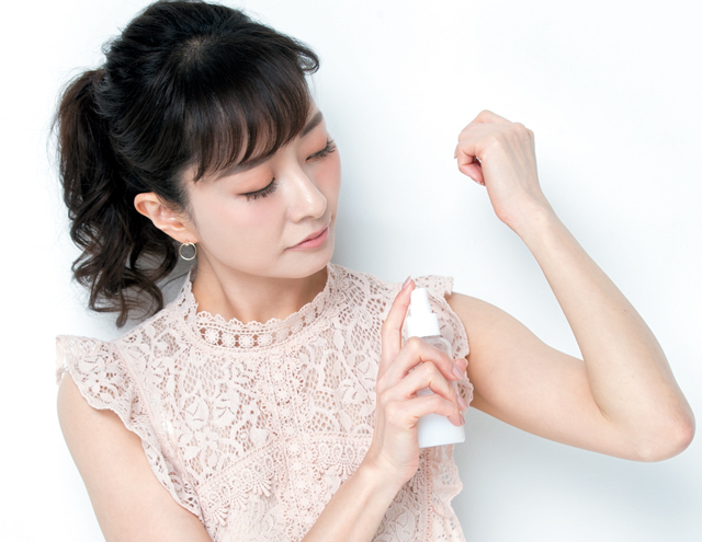 プロに聞く 日焼けすると 皮がむけるのはなぜ 原因 と 対処法 美的 Com プロに聞く 日焼けすると 皮がむけるのはなぜ 原因 と 対処法 美的 Com