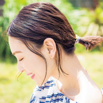 ボブのひとつ結びヘアアレンジカタログ｜前髪なしもありも、後れ毛でこなれ感を出すのがポイントです！