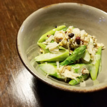 疲労感を吹き飛ばして生き生きキレイ♪「帆立貝柱とアスパラ、豆と雑穀のサラダ」Today’s SALAD ＃84