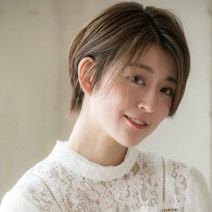夏は“時短ショートボブ”で涼やかに♪長め前髪×スリーク質感でスタイリング要らずのおしゃれヘア