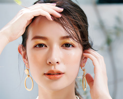 夏メイク19 今年のトレンドと崩れないテクニックやおすすめ下地やファンデーションをまとめました 美的 Com 夏メイク19 今年のトレンドと崩れないテクニックやおすすめ下地やファンデーションをまとめました 美的 Com