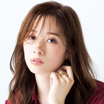 前髪だけでこんなに変わる！ 中途半端な前髪には逆サイドから分けて色っぽさをプラス