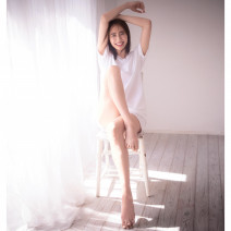 美脚モデルが実践！“魅せ脚”をつくるための簡単ストレッチ｜ボディの色気は「見せパーツ一点集中！」