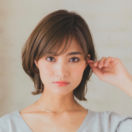 大人ボブヘアは、ダブルバングで叶う！くびれ＋ハネでメリハリ美人ヘア