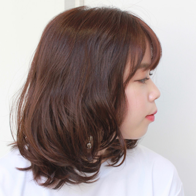 ミディアムパーマの髪型 ヘアスタイル特集 デジパ 強めからゆるふわまでタイプ別にご紹介 美的 Com