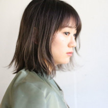 暗めでも重たくならない！抜け感のあるラベンダーアッシュカラーのヘアスタイルを徹底解説！