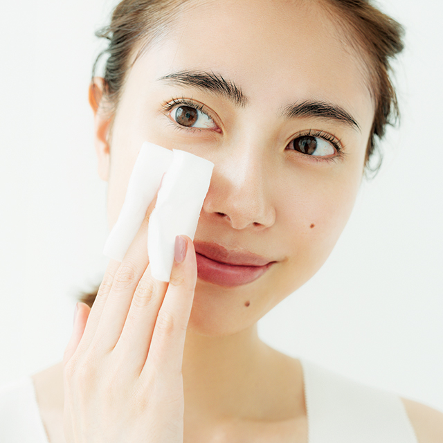 化粧くずれとは無縁の皮脂の出にくい肌に 今日から取り入れたい朝のスキンケア術 美的 Com