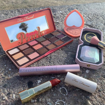 LA発のメイクアップブランド「Too Faced」が日本初上陸！｜遊び心あふれるカリフォルニアの本社に潜入！
