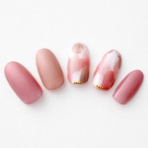 【365日ネイル】柔らかな配色で大人な癒しを・・・ゆるマーブルを効かせたピンクベージュネイル