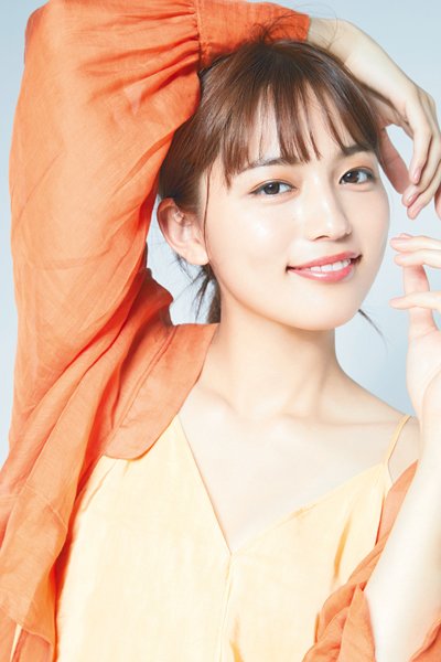 川口春奈さんインタビュー ヘルシーな女っぽさの秘密は 自分に正直でいること 美的 Com