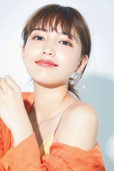 川口春奈さんインタビュー ヘルシーな女っぽさの秘密は 自分に正直でいること 美的 Com