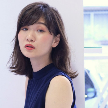 ラベンダーカラーで透明感を手に入れる！人気のヘアカラー＆コスメをチェック