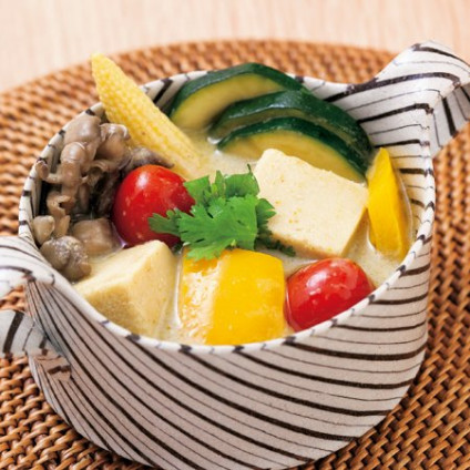 カレーをカロリー控えめでいただく方法はコレ！おいしさそのままでヘルシーに！