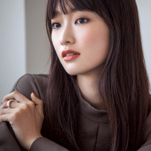 セルヴォークのトレンドカラーのアイシャドウパレットで大きい目元を演出！｜一重・奥二重さんにおすすめ！