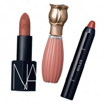 シャネル、NARS、エトヴォス…ブラウンベージュリップはこれがおすすめ！｜薄い唇にはこっくり濃厚ブラウン、厚い唇はリキッドルージュが◎