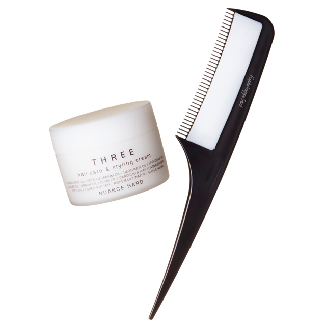 髪に静電気が起きる 原因 と プロが実践する 5つの対処法 美的 Com