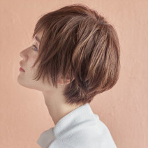 絶壁頭をかわいくカバー！おすすめのショートヘアからヘアアレンジテクニックまで