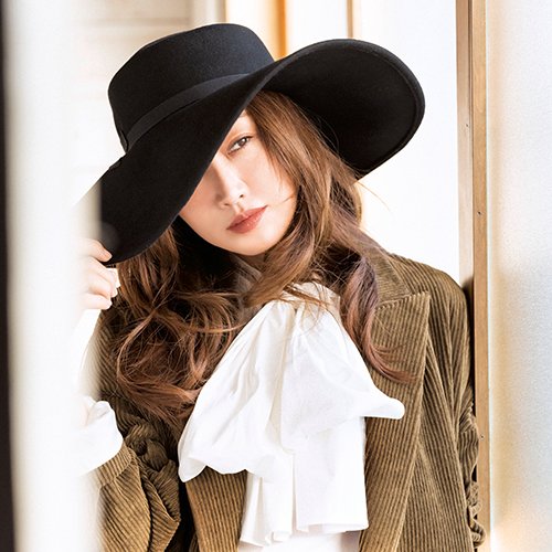 神崎恵さん「にんにく、しょうがを毎日食べる」 “あったかオーラ”を放つための習慣とは？【美的GRAND】