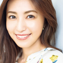 30代でもスッキリクリアな「大人ピュアアイ」講座【実樹Beauty vol.33】