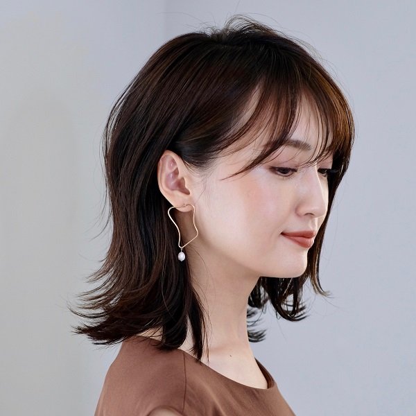 可愛いって思われたいならミディアムがおすすめ ナチュラルな愛されヘアスタイル 美的 Com