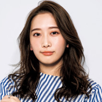 最旬デザインカラーで透明感アップ！ 「フレッシュベージュ」にハイライトやインナーカラーを取り入れて今っぽさをプラス