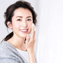 モデル・有村実樹さんのスキンケア｜“透け肌”を手に入れるためのスキンケア方法＆お気に入りアイテム大公開
