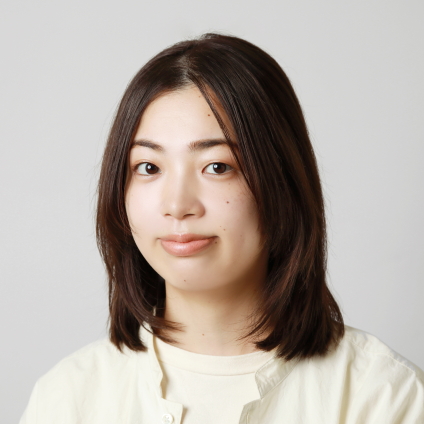 細くて毛量が少ないのに膨らみやすい髪…するんっとまとめには？｜秘訣は乾かし方！根元は潰さずに日中の広がりSTOPを【美容賢者の髪コンプレックス解消vol. 99】