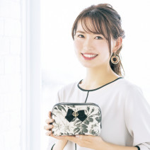 リップ3本以上常備！？ 商社勤務・内藤麻季さん 33歳のオフの日＆お仕事ポーチの中身大公開！