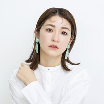 なんだか韓国メイクっぽい！「“ハニル（日韓）”メイク」が可愛すぎ｜丸おでこと陶器肌がポイント！“新・オルチャンメイク”のベースをHM石川ユウキさんが解説！