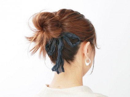 リボンとヘアゴムがあれば誰でも簡単に大人かわいいアレンジができちゃいます！